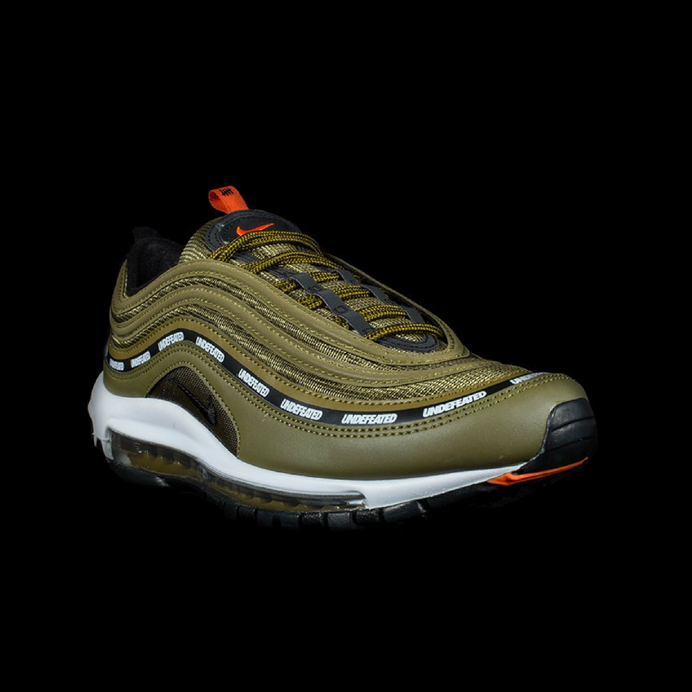 NIKE AIR MAX 97 OG / UNDFTD – THE PLUGS